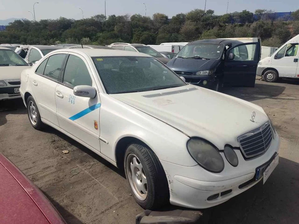 MERCEDES-BENZ CLASE E (BM 211) BERLINA