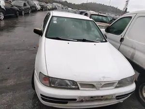 NISSAN ALMERA (N15) foto 1