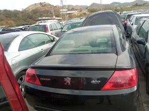 PEUGEOT 407 COUPÉ foto 3