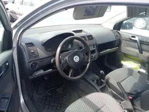VOLKSWAGEN POLO IV (9N1) foto 4