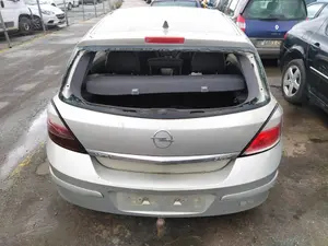 OPEL ASTRA H BERLINA foto 2