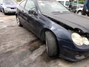 MERCEDES-BENZ CLASE C (BM 203) SPORTCOUPE foto 2