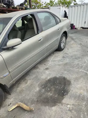 VOLVO S80 BERLINA foto 10