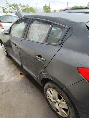 RENAULT MEGANE III BERLINA 5P foto 7