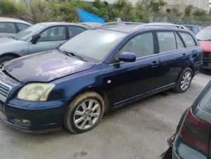 TOYOTA AVENSIS WAGON (T25) foto 6