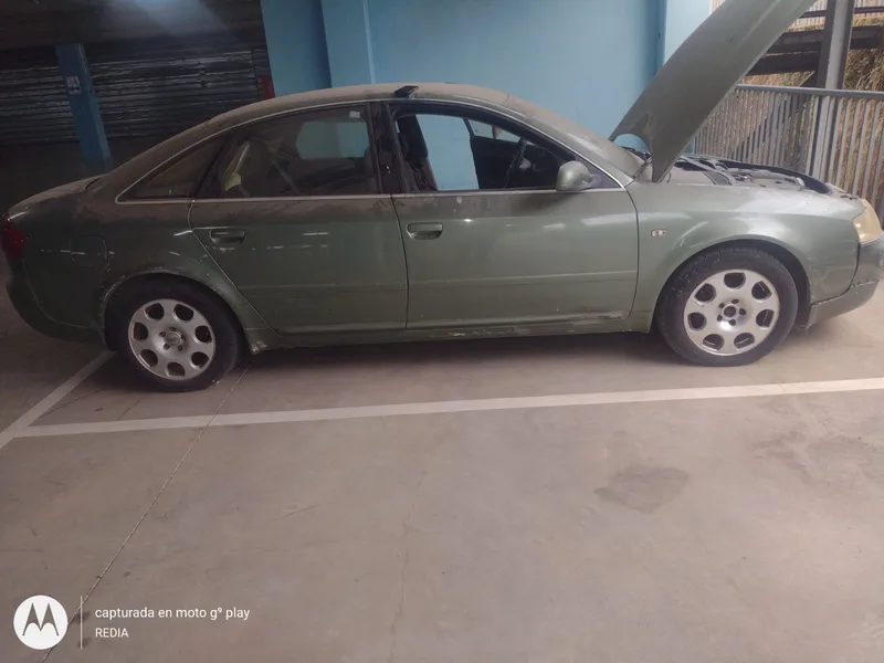 AUDI A6 BERLINA (4B2)