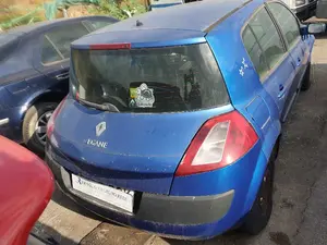 RENAULT MEGANE II CLASSIC BERLINA foto 3