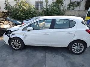OPEL CORSA E foto 3