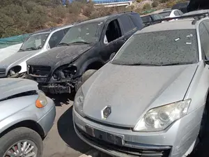 RENAULT LAGUNA III BERLINA foto 1