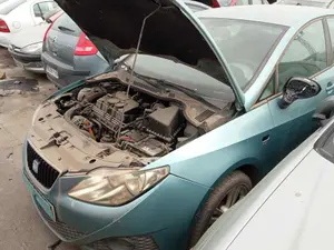 SEAT IBIZA BERLINA (6J5) foto 1