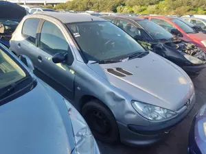 PEUGEOT 206 foto 3