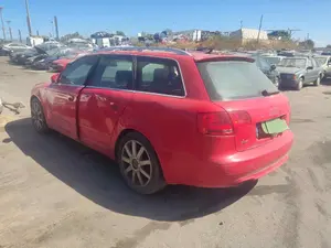 AUDI A4 AVANT (8E) foto 7