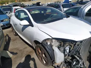 RENAULT MEGANE III COUPE foto 5