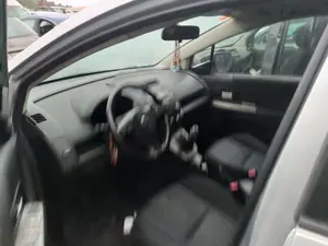 MAZDA 5 BERLINA (CR) foto 3