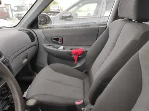 HYUNDAI ACCENT (LC) foto 8
