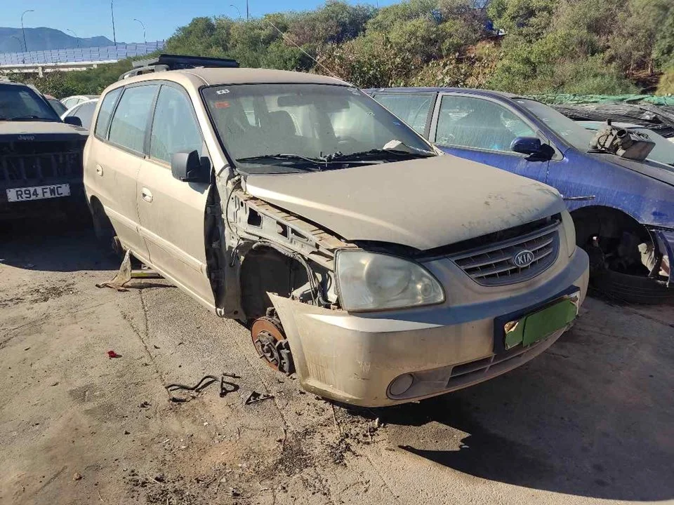 KIA CARENS (RS)