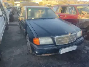 MERCEDES-BENZ CLASE C (BM 202) BERLINA foto 2