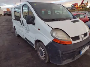 RENAULT TRAFIC II COMBI foto 6