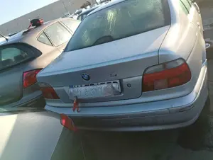 BMW SERIE 5 BERLINA (E39) foto 2