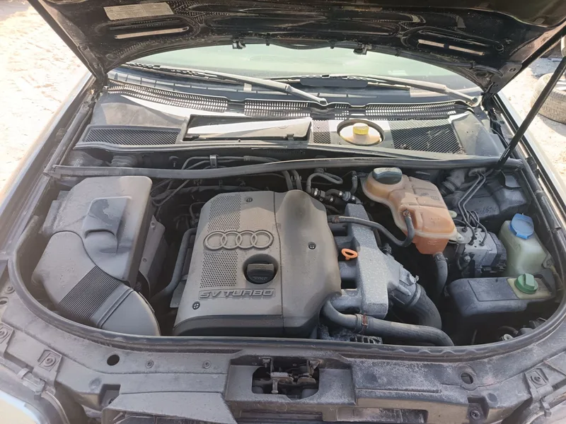 AUDI A6 AVANT (4B5)