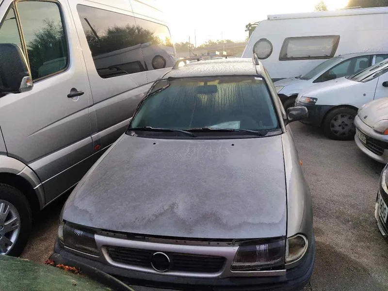 OPEL ASTRA F BERLINA