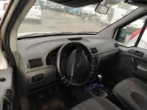 FORD TOURNEO CONNECT (TC7) foto 2