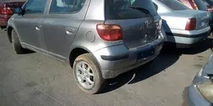 TOYOTA YARIS (NCP1/NLP1/SCP1) foto 2