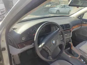 BMW SERIE 5 BERLINA (E39) foto 5