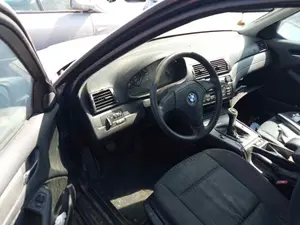 BMW SERIE 3 BERLINA (E46) foto 4