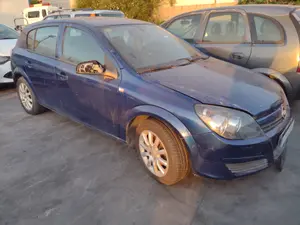 OPEL ASTRA H BERLINA foto 2