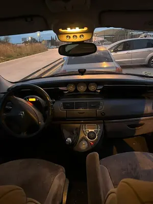 CITROEN C8 foto 4