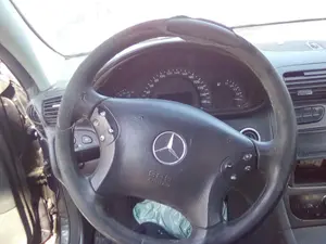 MERCEDES-BENZ CLASE C (BM 203) BERLINA foto 35