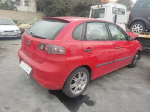 SEAT IBIZA (6L1) foto 2