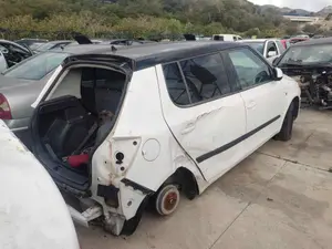 SKODA FABIA (5J2) foto 4