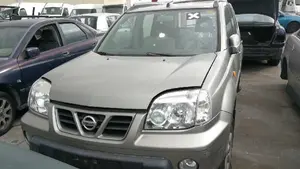 NISSAN X-TRAIL (T30) foto 1