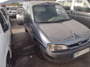 PEUGEOT PARTNER (S1)(07.1996) foto 6