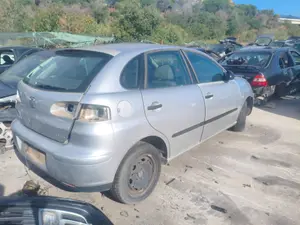 SEAT IBIZA (6L1) foto 5