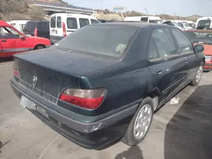 PEUGEOT 406 BERLINA (S1/S2) foto 2