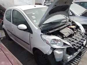 PEUGEOT 107 foto 3