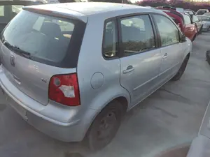 VOLKSWAGEN POLO IV (9N1) foto 5