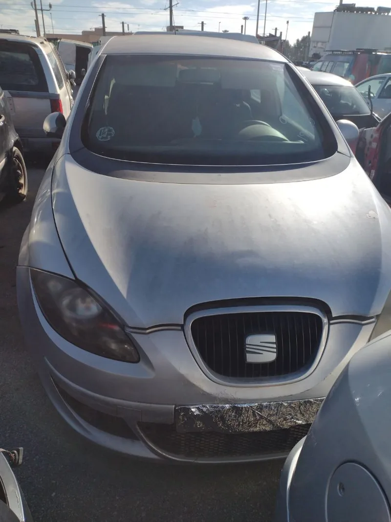 SEAT TOLEDO (5P2)