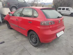 SEAT IBIZA (6L1) foto 5