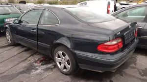 MERCEDES-BENZ CLK (BM 208) COUPE foto 4