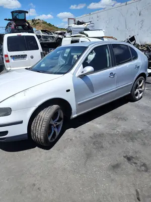 SEAT LEON (1M1) foto 6