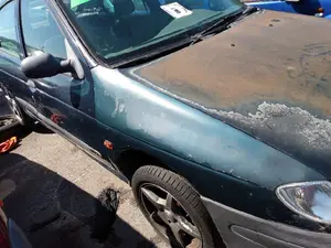 RENAULT MEGANE I BERL./ BERL. CON PORTÓN (BA0) foto 4