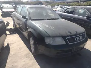 AUDI A6 BERLINA (C4) foto 3