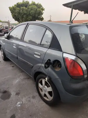 KIA RIO (JB) foto 4