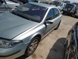 RENAULT LAGUNA II (BG0) foto 2