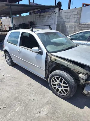 VOLKSWAGEN GOLF IV BERLINA (1J1)(10.1997) foto 4