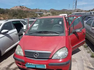 MERCEDES-BENZ CLASE A (BM 168) foto 1
